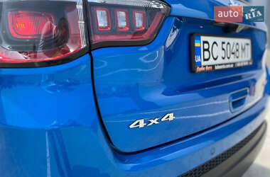 Внедорожник / Кроссовер Jeep Compass 2018 в 