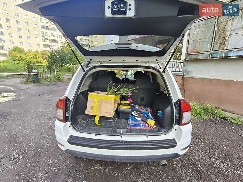 Внедорожник / Кроссовер Jeep Compass 2014 в Львове