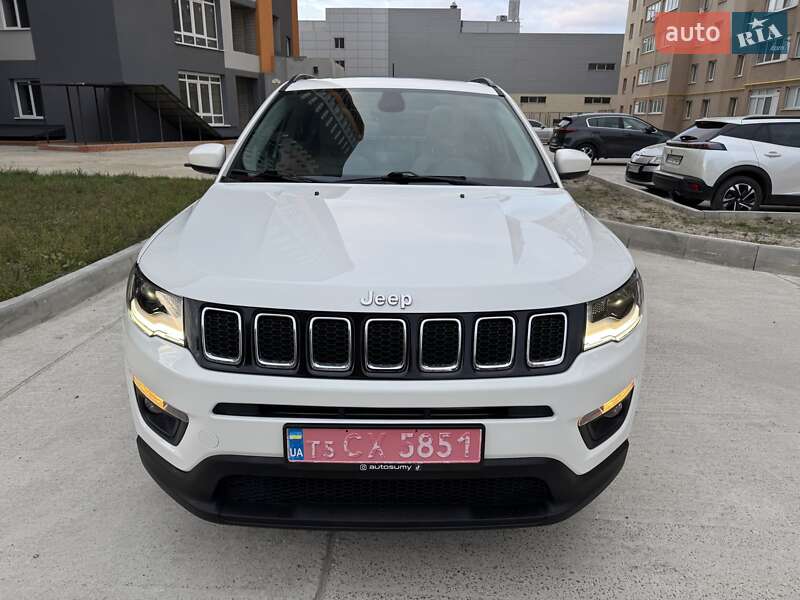 Внедорожник / Кроссовер Jeep Compass 2017 в Киеве