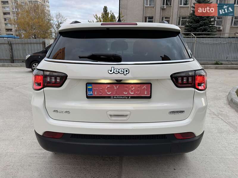 Внедорожник / Кроссовер Jeep Compass 2017 в Киеве