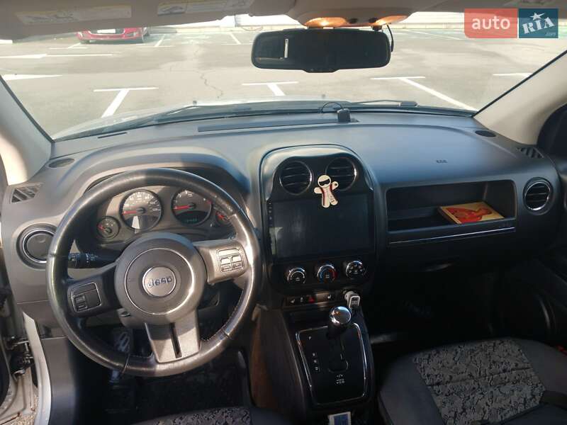 Внедорожник / Кроссовер Jeep Compass 2012 в Киеве
