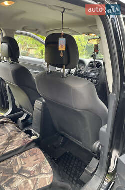 Внедорожник / Кроссовер Jeep Compass 2012 в 