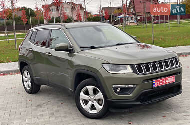 Внедорожник / Кроссовер Jeep Compass 2017 в 