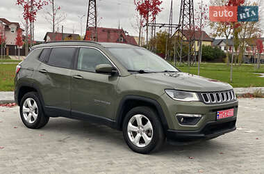Внедорожник / Кроссовер Jeep Compass 2017 в 