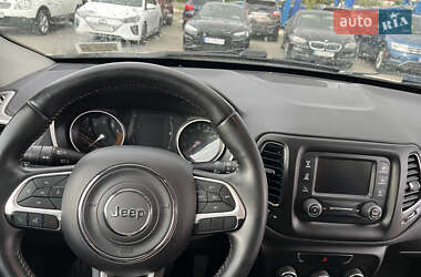 Внедорожник / Кроссовер Jeep Compass 2017 в 
