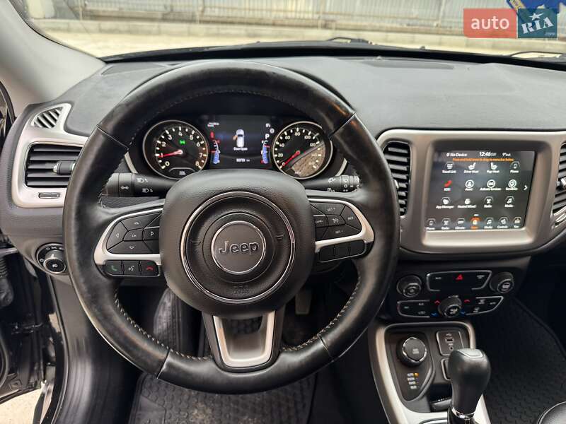 Внедорожник / Кроссовер Jeep Compass 2017 в Киеве фото 36 Внедорожник / Кроссовер Jeep Compass 2017 в Киеве