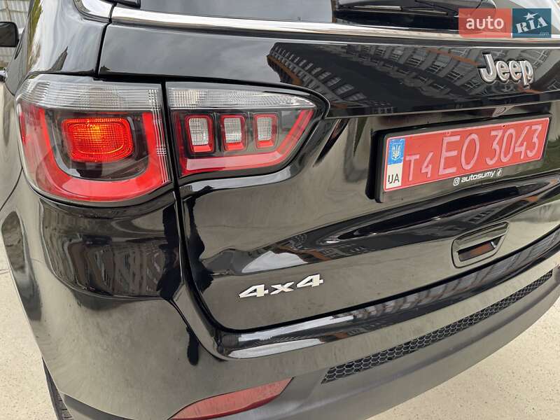 Внедорожник / Кроссовер Jeep Compass 2017 в Киеве фото 45 Внедорожник / Кроссовер Jeep Compass 2017 в Киеве