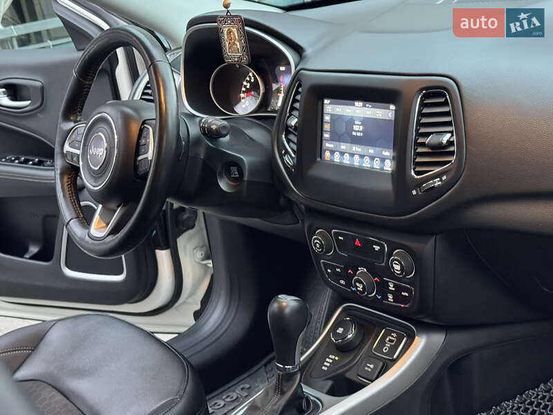 Внедорожник / Кроссовер Jeep Compass 2018 в Днепре фото 32 Внедорожник / Кроссовер Jeep Compass 2018 в Днепре