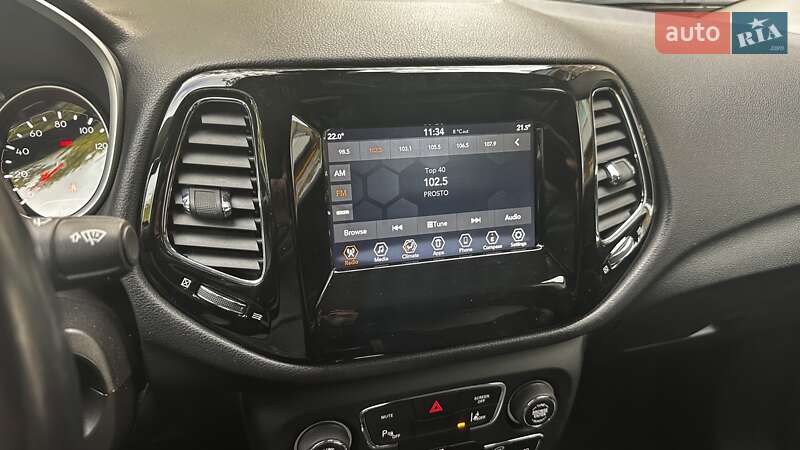 Внедорожник / Кроссовер Jeep Compass 2020 в Киеве