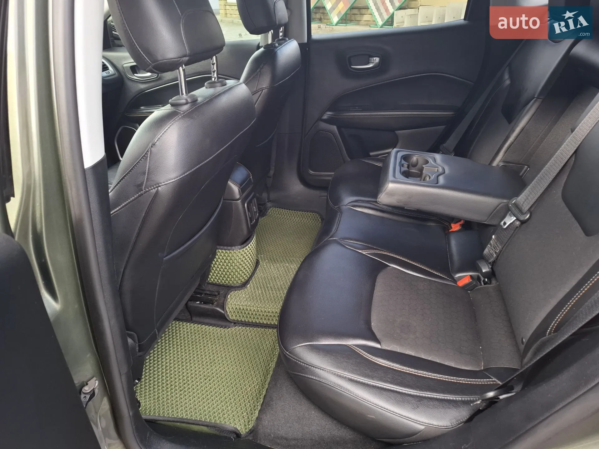 2017 Jeep Compass - мініатюра 37