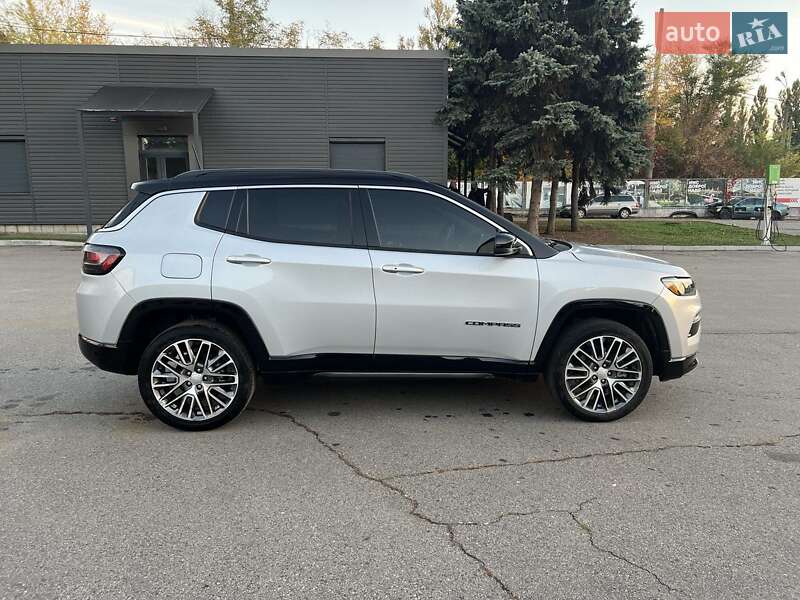 Внедорожник / Кроссовер Jeep Compass 2024 в Харькове