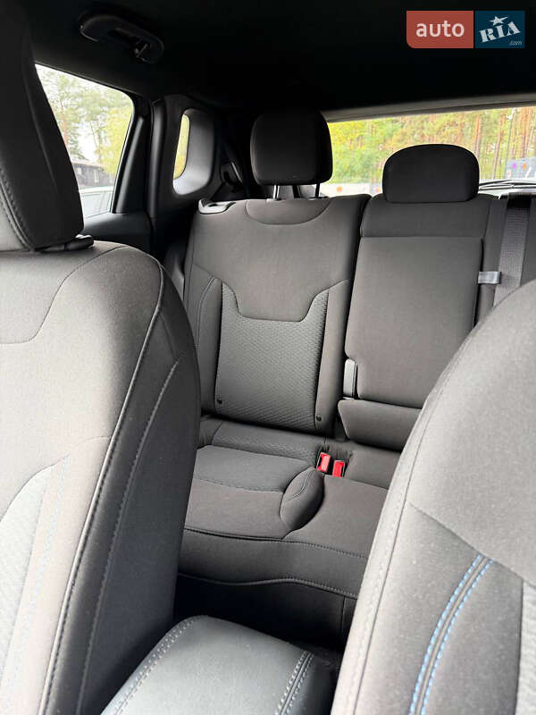 Внедорожник / Кроссовер Jeep Compass 2023 в Киеве фото 20 Внедорожник / Кроссовер Jeep Compass 2023 в Киеве