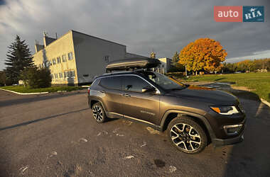 Внедорожник / Кроссовер Jeep Compass 2018 в 