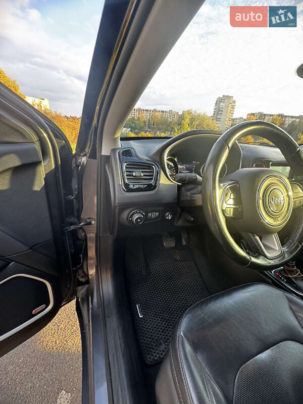 Внедорожник / Кроссовер Jeep Compass 2018 в Ровно