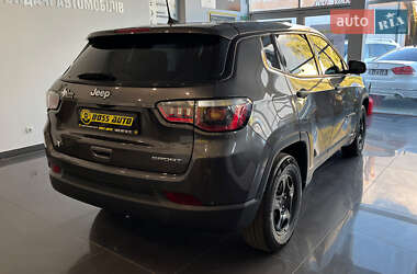 Внедорожник / Кроссовер Jeep Compass 2020 в 