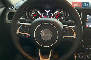 Внедорожник / Кроссовер Jeep Compass 2020 в 