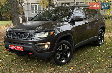 Внедорожник / Кроссовер Jeep Compass 2018 в 