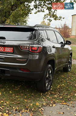 Внедорожник / Кроссовер Jeep Compass 2018 в 