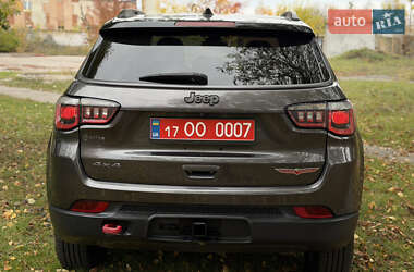Внедорожник / Кроссовер Jeep Compass 2018 в 