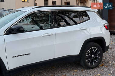 Внедорожник / Кроссовер Jeep Compass 2021 в 
