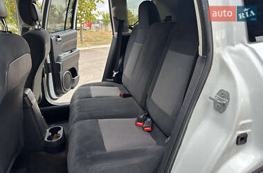 Внедорожник / Кроссовер Jeep Compass 2014 в 