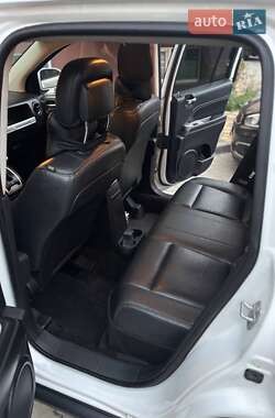 Внедорожник / Кроссовер Jeep Compass 2014 в 