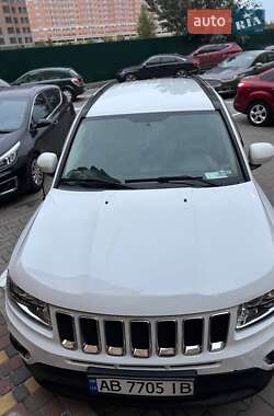 Внедорожник / Кроссовер Jeep Compass 2014 в 