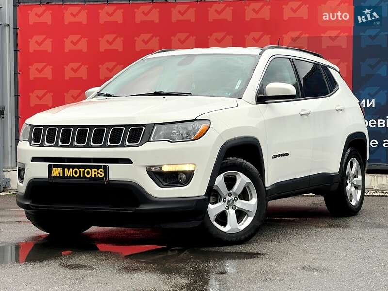 Внедорожник / Кроссовер Jeep Compass 2017 в Киеве
