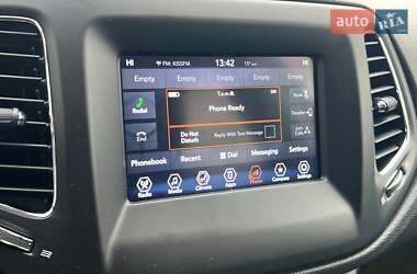 Позашляховик / Кросовер Jeep Compass 2017 в 