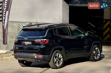 Позашляховик / Кросовер Jeep Compass 2018 в 