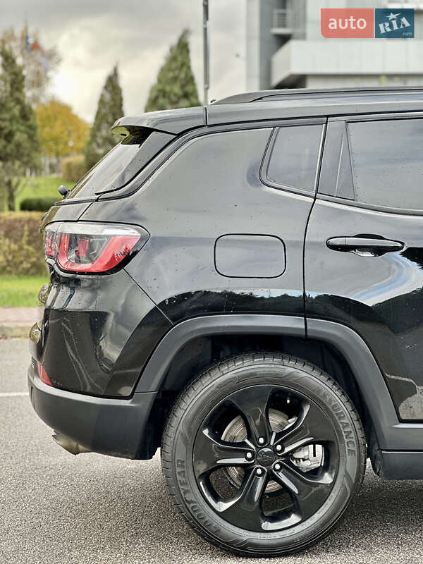 Позашляховик / Кросовер Jeep Compass 2019 в Києві фото 18 Позашляховик / Кросовер Jeep Compass 2019 в Києві