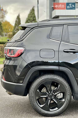 Внедорожник / Кроссовер Jeep Compass 2019 в 