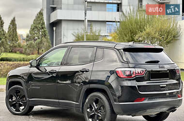 Внедорожник / Кроссовер Jeep Compass 2019 в 