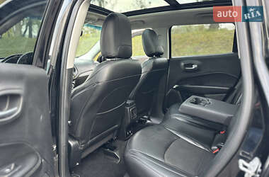 Внедорожник / Кроссовер Jeep Compass 2019 в 
