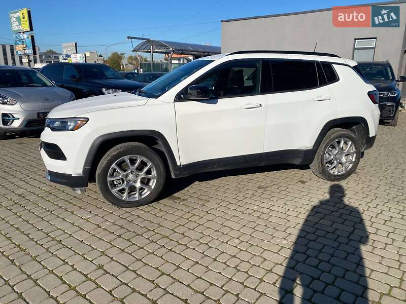 Внедорожник / Кроссовер Jeep Compass 2024 в Львове