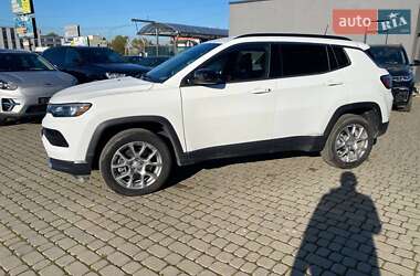 Внедорожник / Кроссовер Jeep Compass 2024 в 