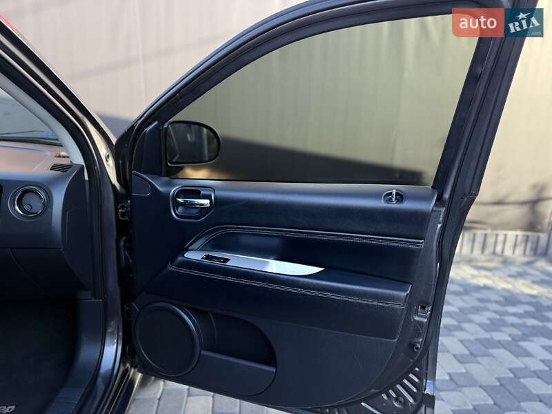 Внедорожник / Кроссовер Jeep Compass 2016 в Львове