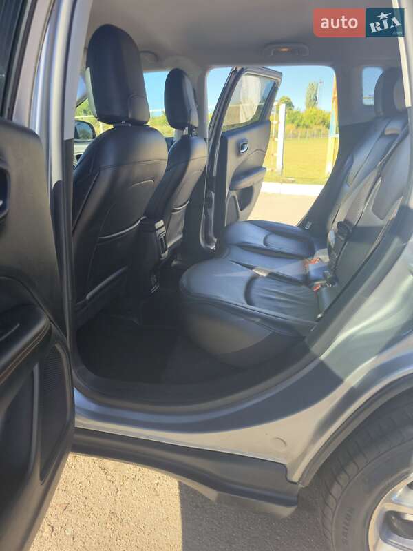 Внедорожник / Кроссовер Jeep Compass 2020 в Киеве фото 4 Внедорожник / Кроссовер Jeep Compass 2020 в Киеве