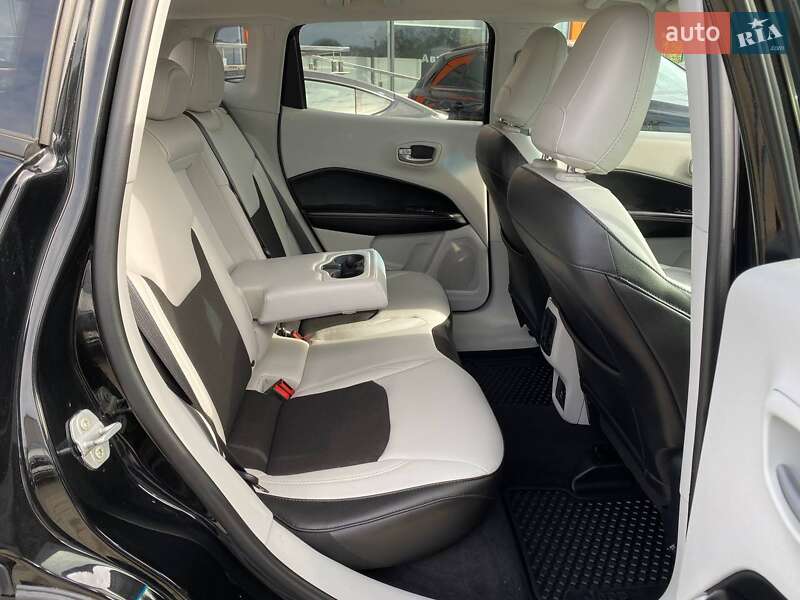 Позашляховик / Кросовер Jeep Compass 2017 в Львові