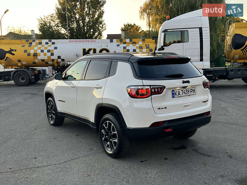 Внедорожник / Кроссовер Jeep Compass 2019 в Киеве фото 20 Внедорожник / Кроссовер Jeep Compass 2019 в Киеве