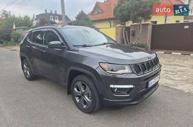 Позашляховик / Кросовер Jeep Compass 2018 в 