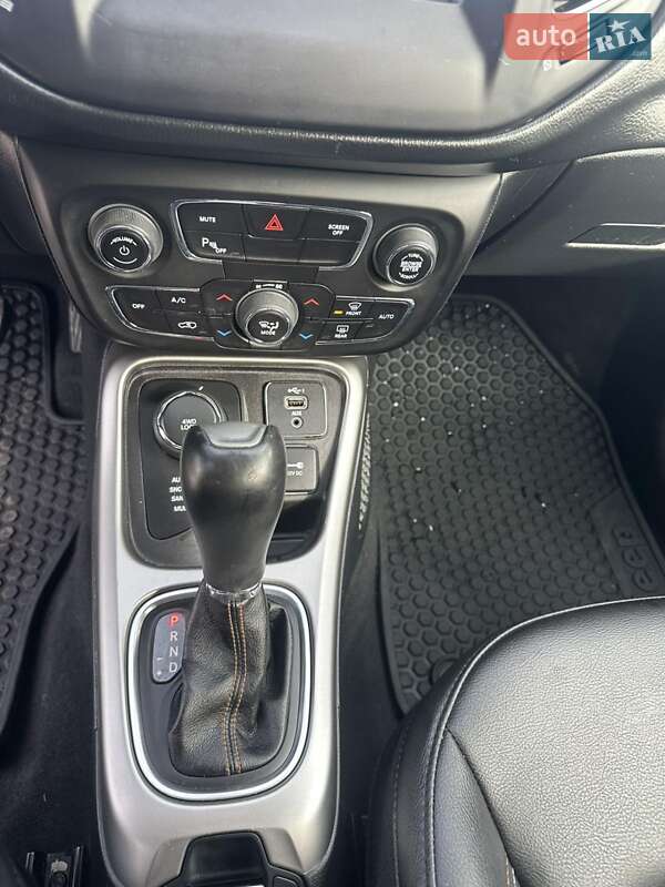 Позашляховик / Кросовер Jeep Compass 2019 в Львові фото 17 Позашляховик / Кросовер Jeep Compass 2019 в Львові