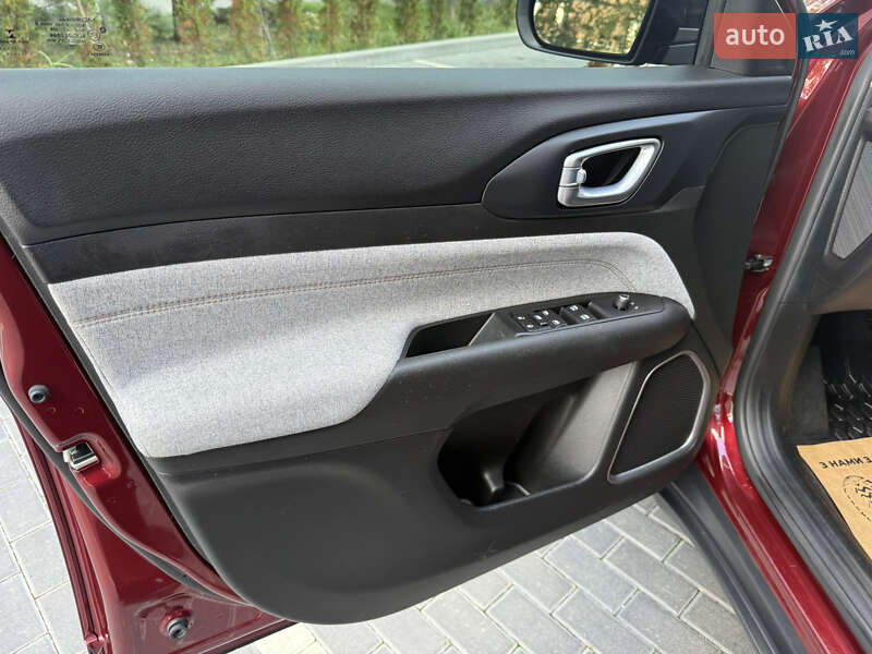 Внедорожник / Кроссовер Jeep Compass 2022 в Полтаве