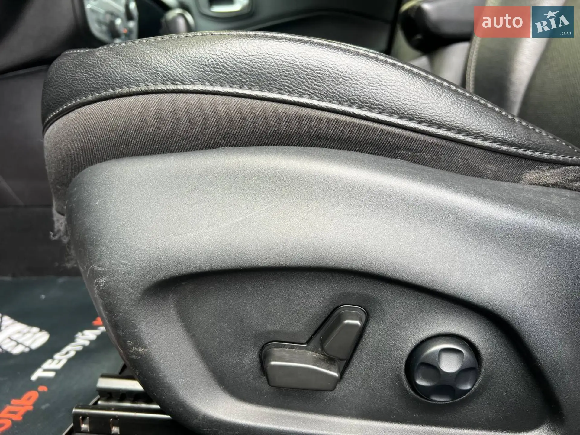 2021 Jeep Compass - мініатюра 15