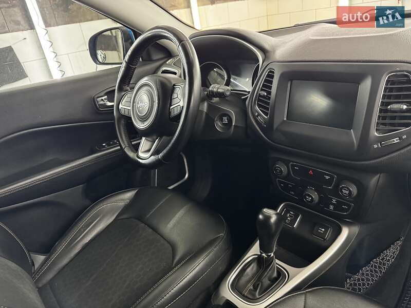 Внедорожник / Кроссовер Jeep Compass 2018 в Киеве
