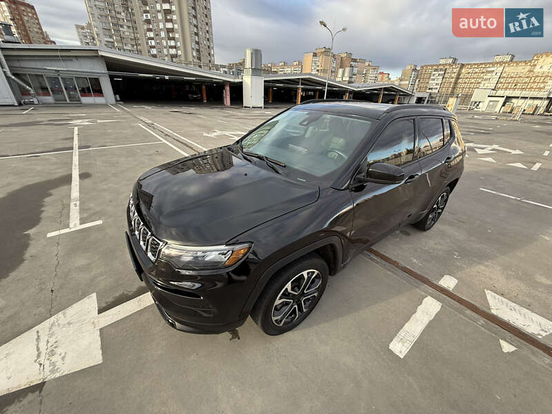 Позашляховик / Кросовер Jeep Compass 2022 в Києві