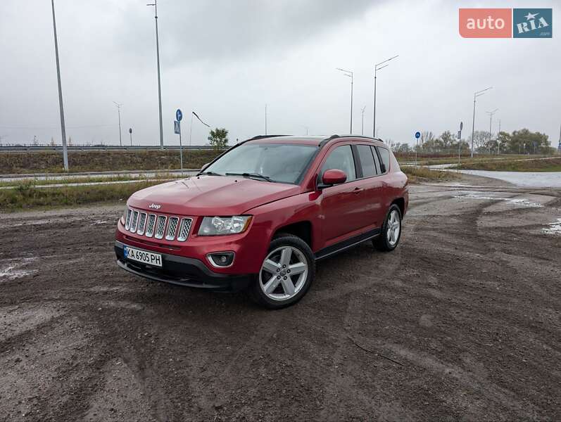 Внедорожник / Кроссовер Jeep Compass 2014 в Киеве