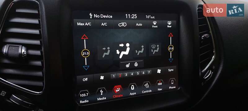 Внедорожник / Кроссовер Jeep Compass 2018 в Дубно