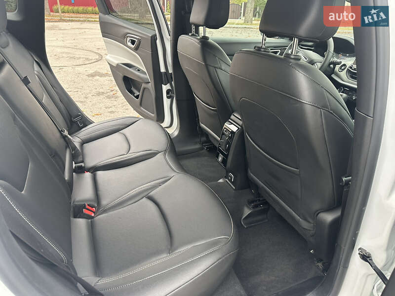 Внедорожник / Кроссовер Jeep Compass 2024 в Первомайске