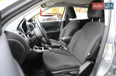 Внедорожник / Кроссовер Jeep Compass 2017 в Харькове